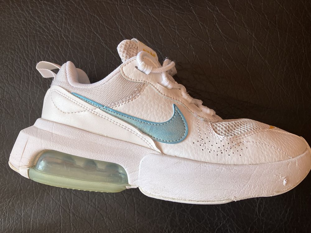 Маратонки NIKE W AIR MAX VERONA 38.5