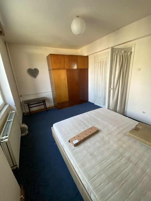 inchiriez apartament 2 camere Plopilor