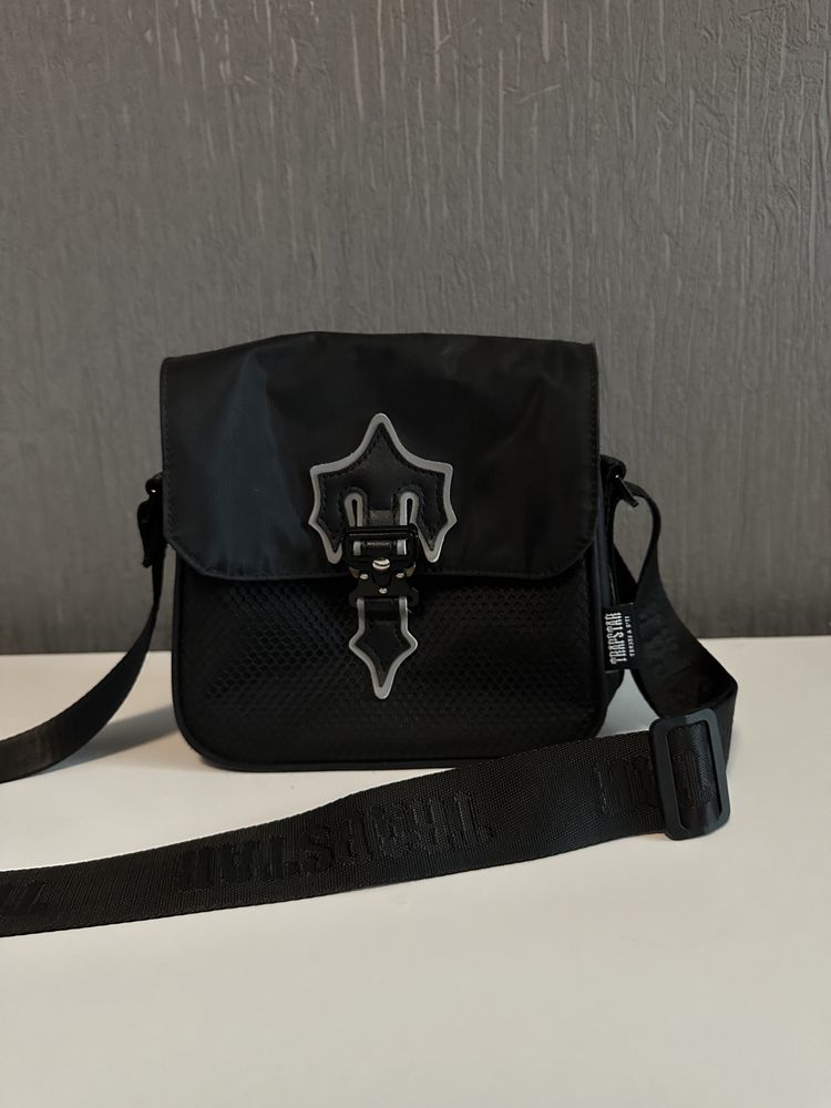 Trapstar Irongate Cross-body bag Reflective