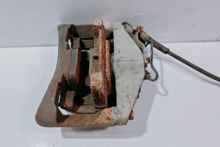 Etrier  dreapta 11810260012 Audi A6 4F/C6