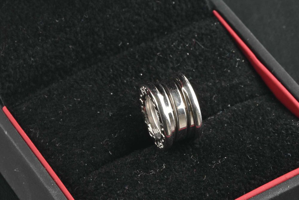 Bulgari / Bvlgari B.zero1 Златна Висулка 750 ( 18К), 6 грама