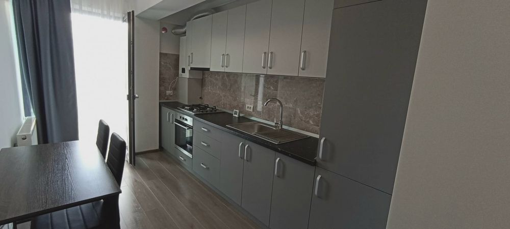 Inchiriez apartament nou cu 2 camere