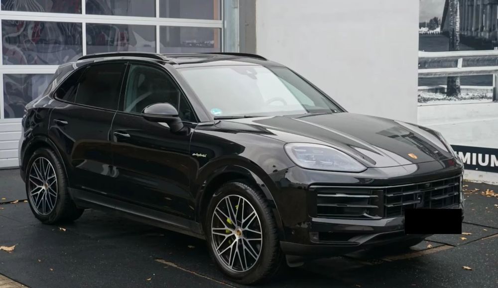 Porsche Cayenne Porsche Cayenne E-Hybrid *Posibilitate achizitie fara TVA*
