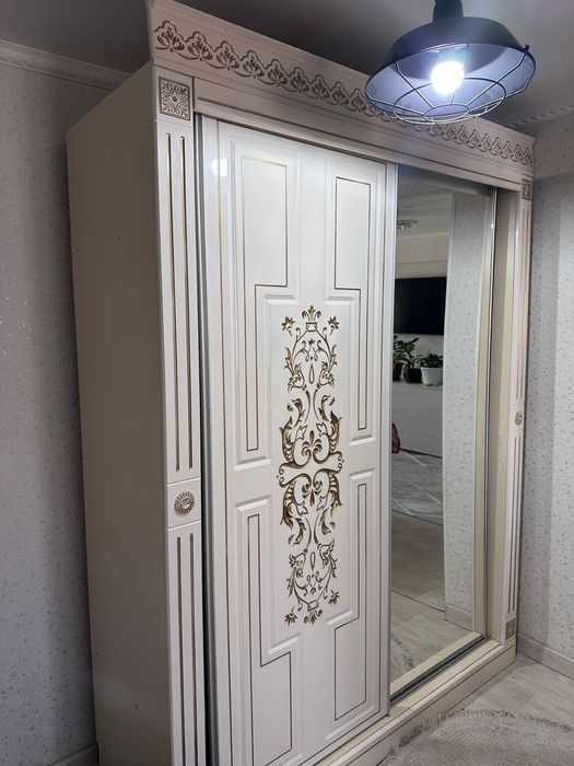 Продам срочно прихожку