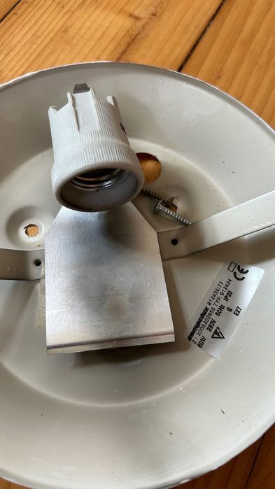 Стъклени плафони за лампа за таван