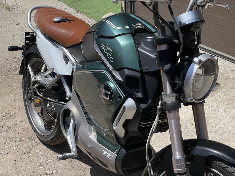 Motocicleta Moped Super Soco TC