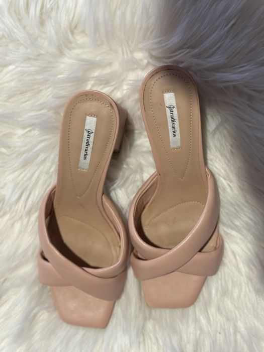 Saboți Stradivarius, marimea 38