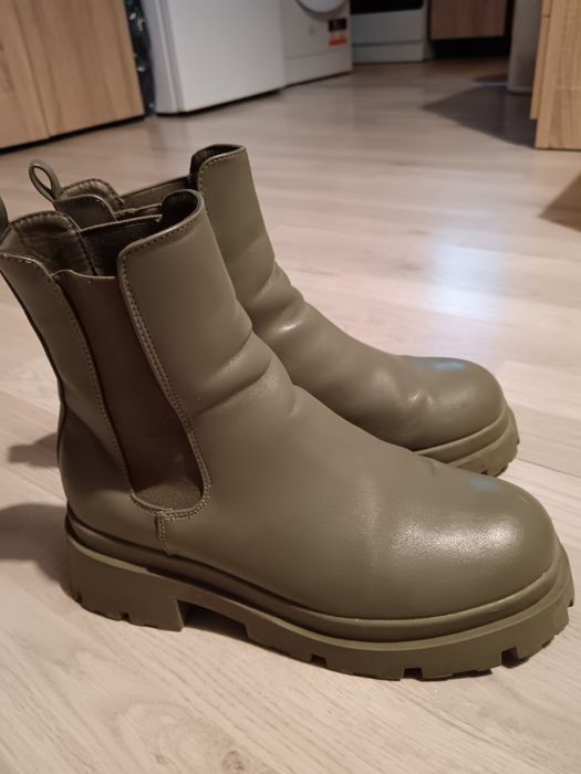 Дамски боти ASOS и боти на ток