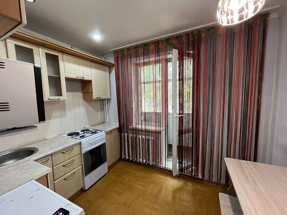 Продам 1 комн В Центре.