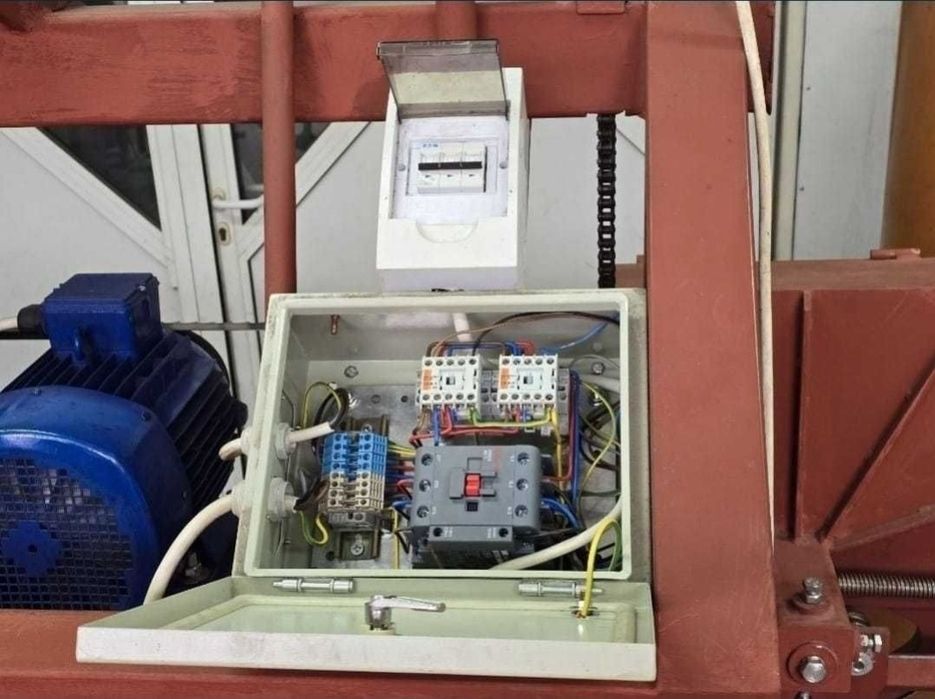 Gater banzic orizontal 7.5 kw nou. Si masina de ascuțit