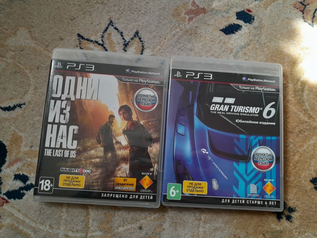 Playstation 3 12 GB + Gran Turismo 6, The Last of Us