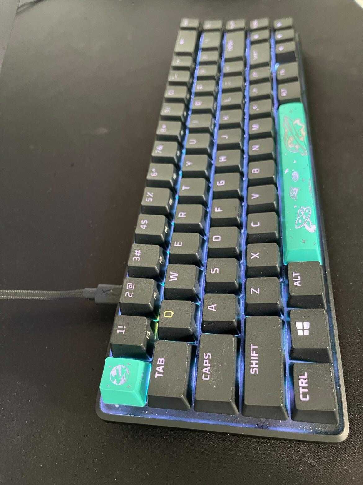 HyperX - Alloy Origins 65 Logitech - G502 Hero