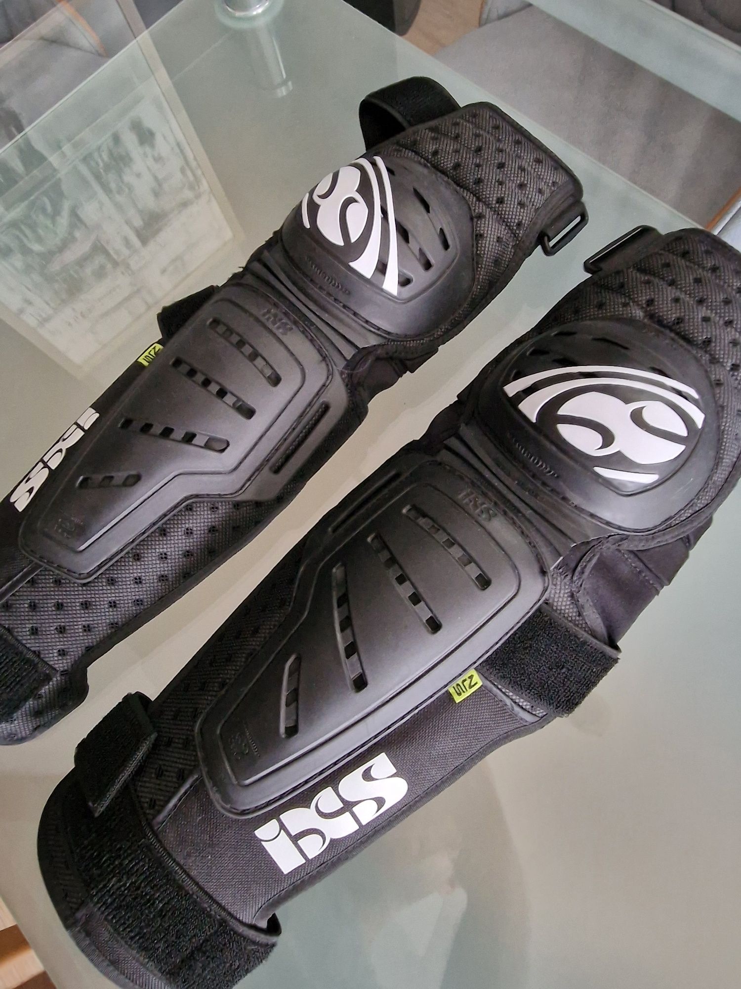 Наколенки IXS Cleaver knee
