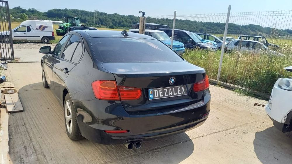 Dezmembrari BMW F30 2.0 d 184hp manual 2013