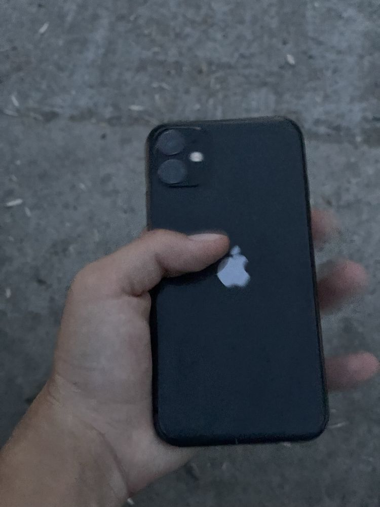 IPhone 11 / 128 gb Black