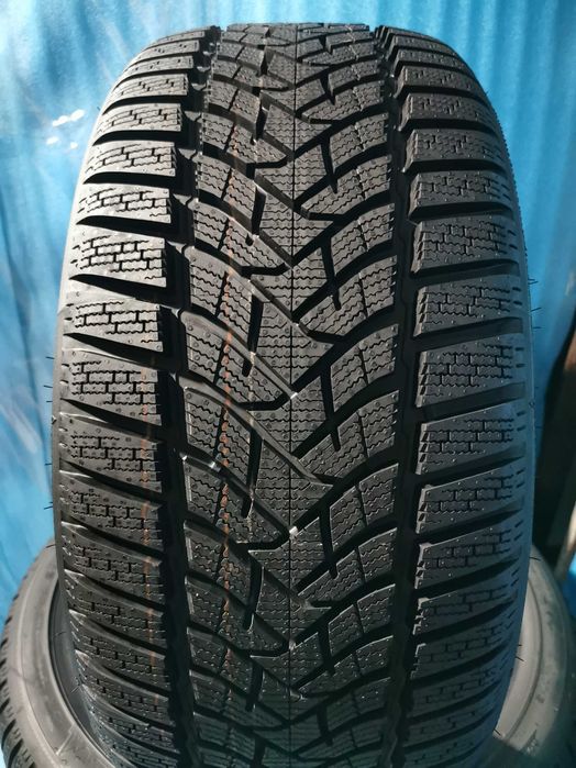 225 40 18 dunlop m+s 4 buc