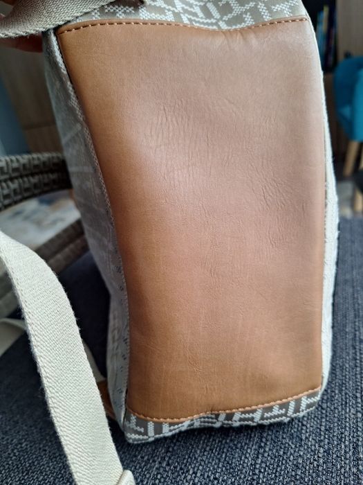 Rucsac femei Tommy Hilfinger maro/auriu