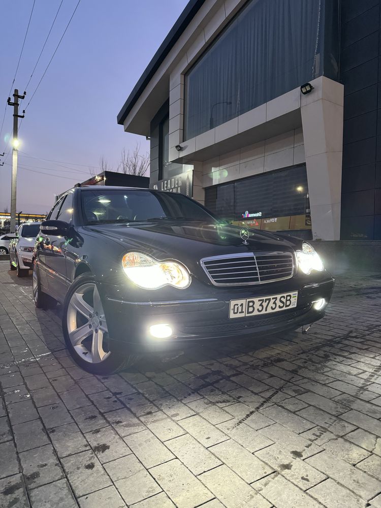 Mersades Benz W 203