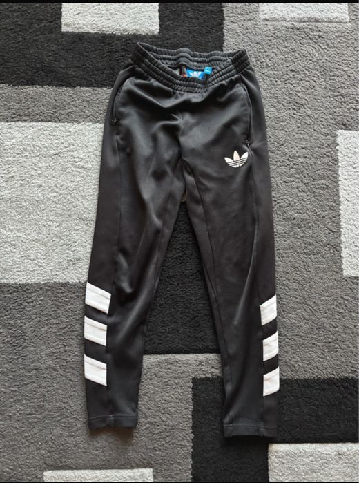 Pantaloni trening Adidas