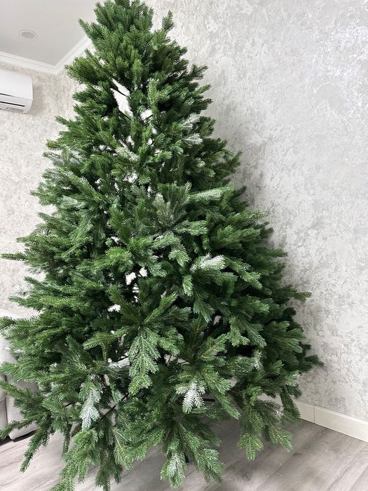 Елка литая на шарнирах 220см