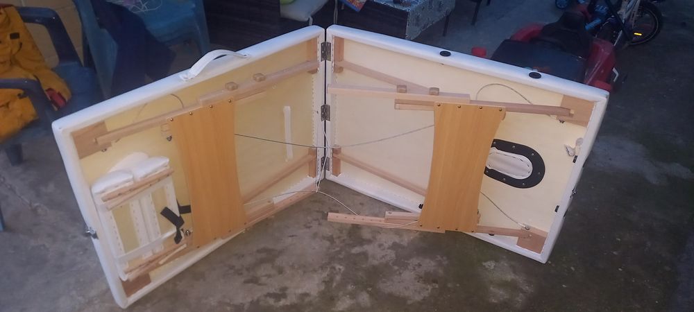 Масажна маса  кушетка