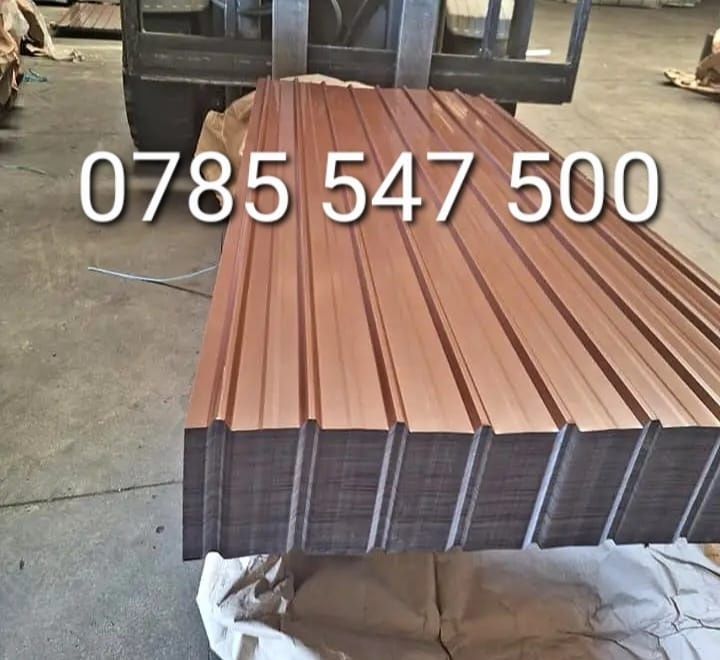 Tabla cutata colorata 
(MARO ;GRI ;ROSU ; VINIE ; ZINCATĂ)
Grosimi 0.2