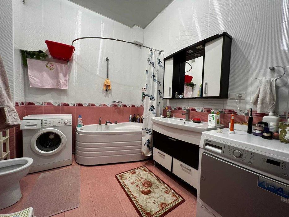 ПРОДАЕТСЯ 3/4/8
на: Чехова (Фидокор)