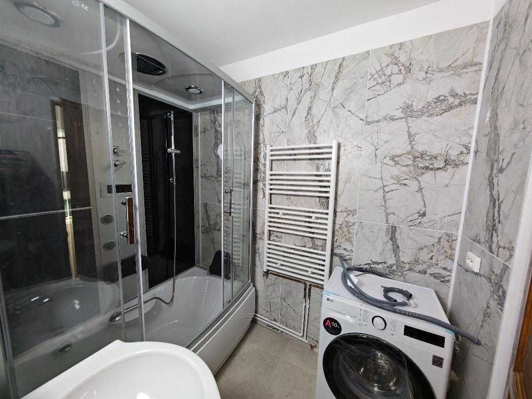 Inchiriem Apartament 3 Camere, Mobilat, Decomandat, 78 Mp,Centru Civic