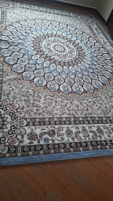 Ковры 2 штук  срочно! шелк Турция