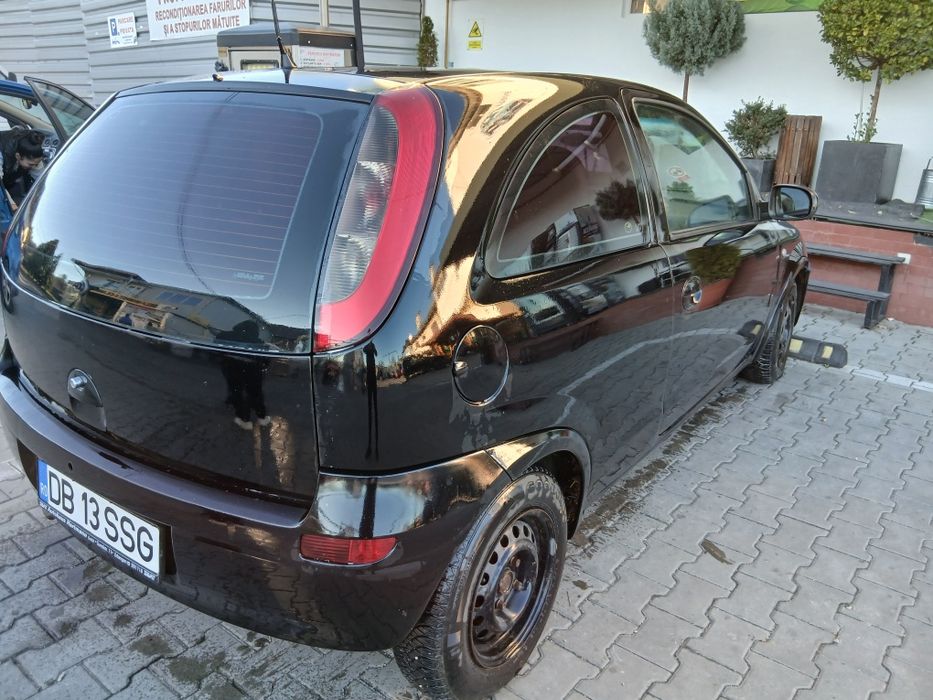 Opel Corsa 2003 Acte la zi