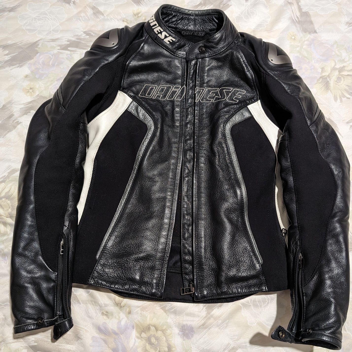 Dainese Дамско кожено мото яке