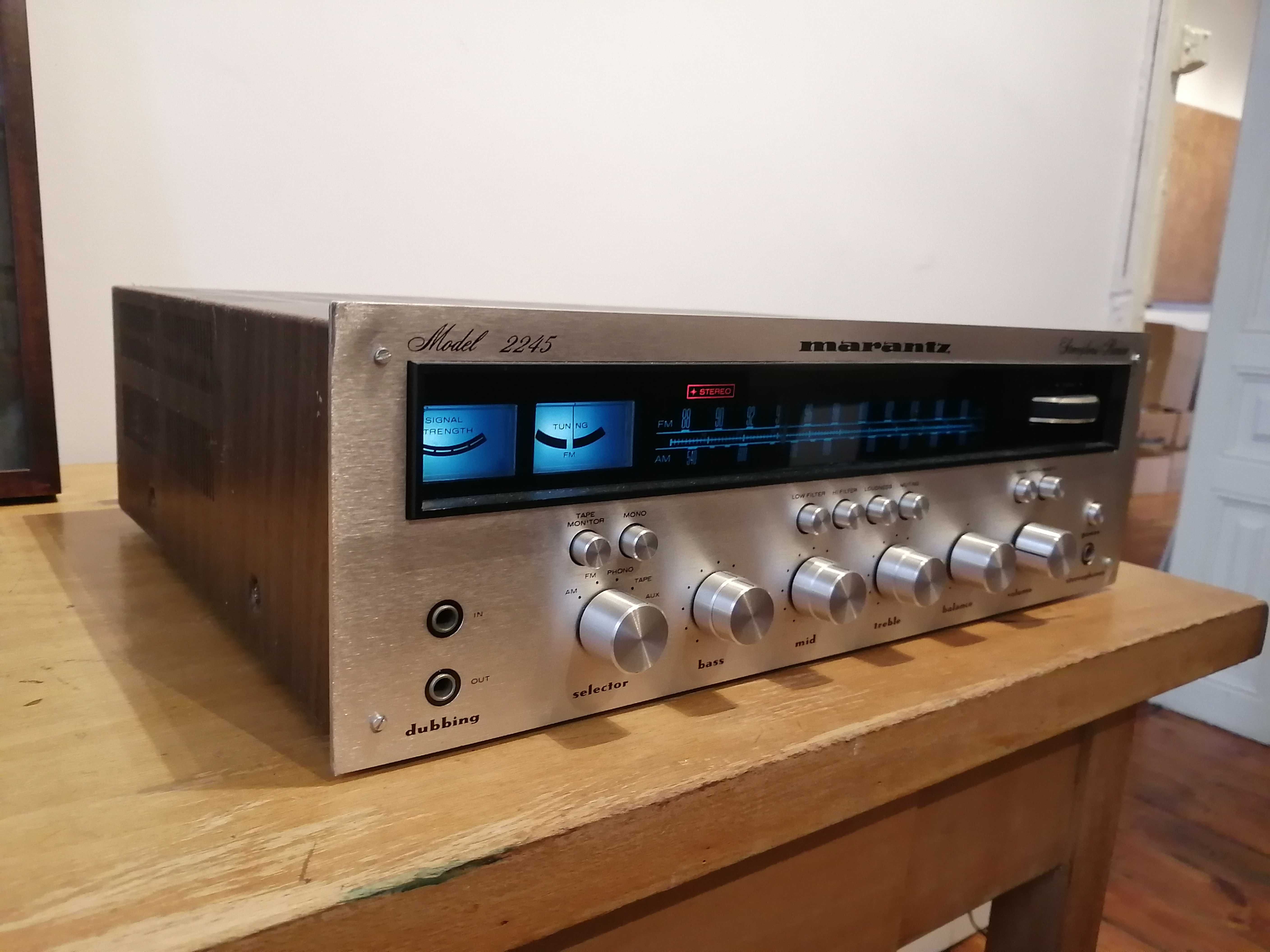 Marantz 2245 усилвател