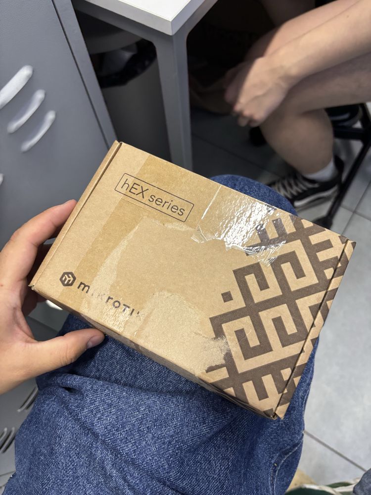 Маршрутизатор Mikrotik Hex S RB760iGS - новый