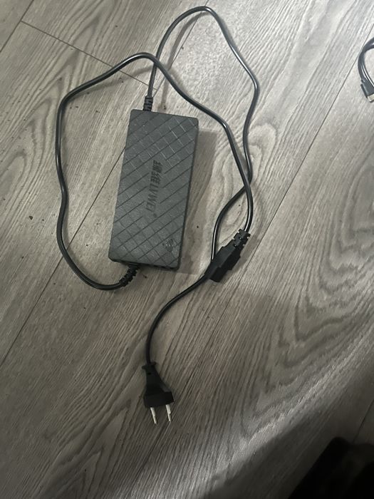 Vând scuter electric
