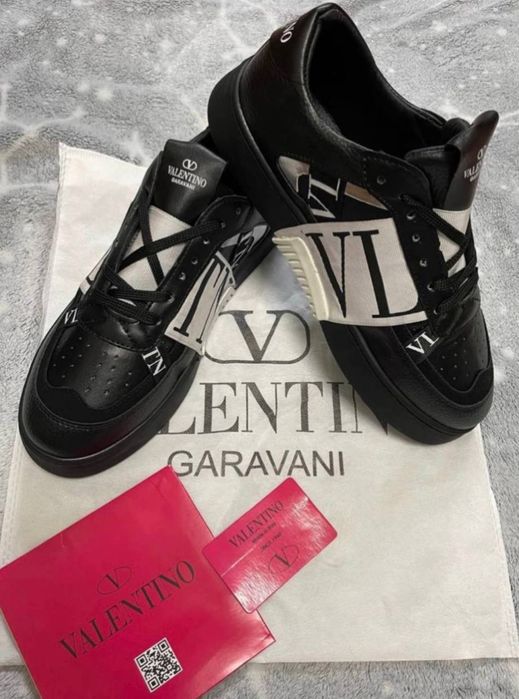 Adidași  bărbați Valentino