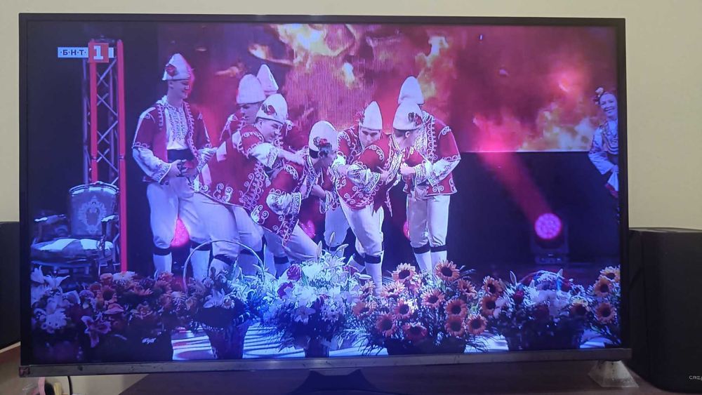 Телевизор Samsung UE32J5100AW – 32 инча, Full HD