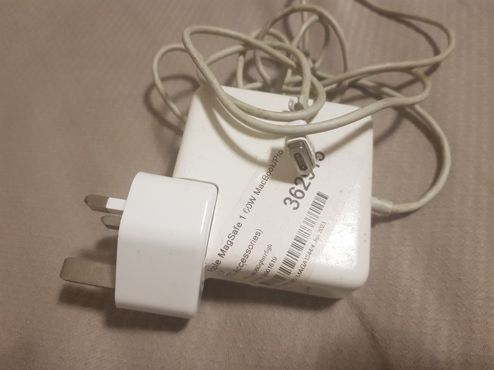 Apple MagSafe 13 зарядно