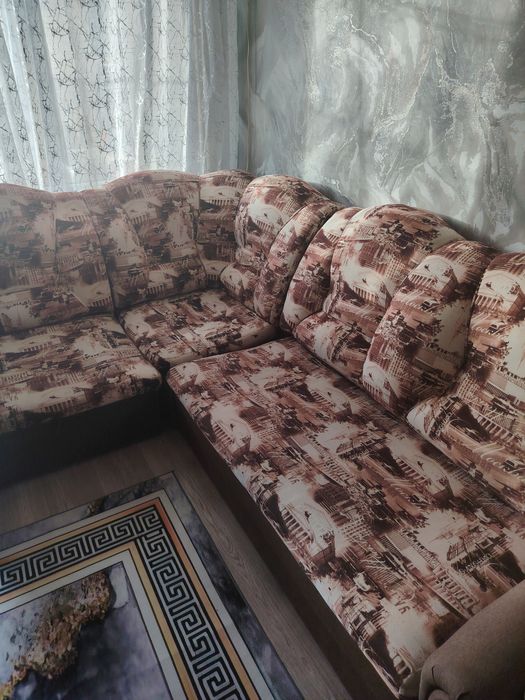 Продам угловой диван