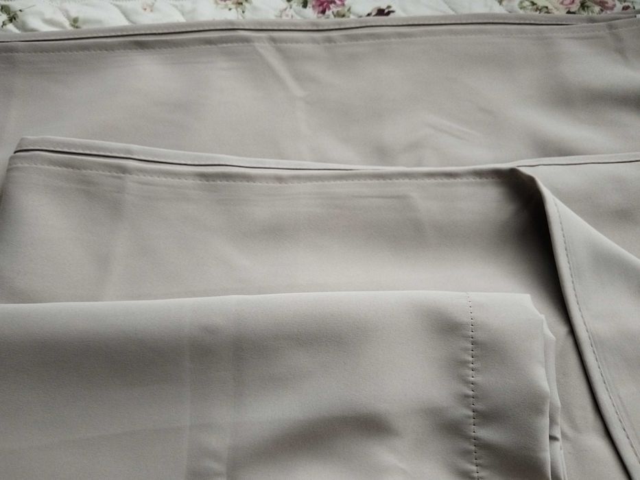 Затъмняваща завеса AMUNGEN 1x140x175 цвят пясък