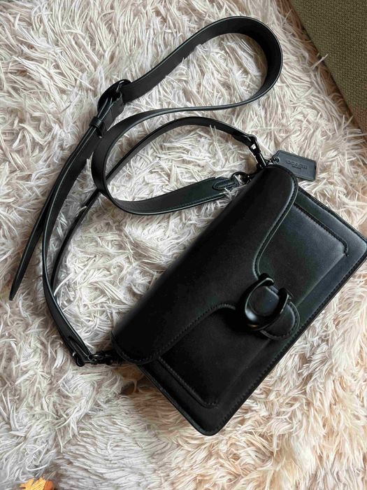 Дамска чанта от естествена кожа "Coach"