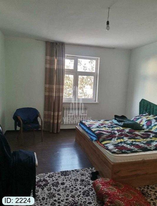 6 mikr oaziz tarafda 3 xona tayyor kvartira sotiladi №2224