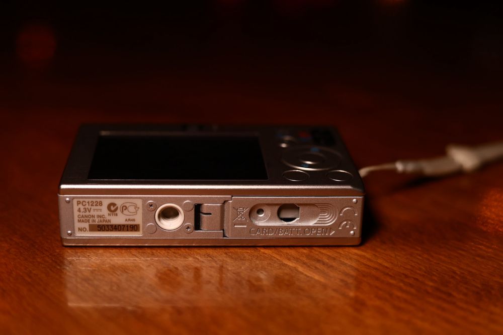 Камера Canon ixus 70