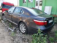 Dezmembrez Lexus LS 460 F4  motor 4.6 benzina 280kw 381cp cod motor 1ur-fse plafon bara dezmembrari
