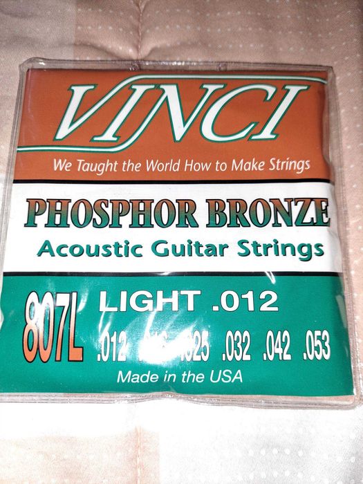 струни за китара