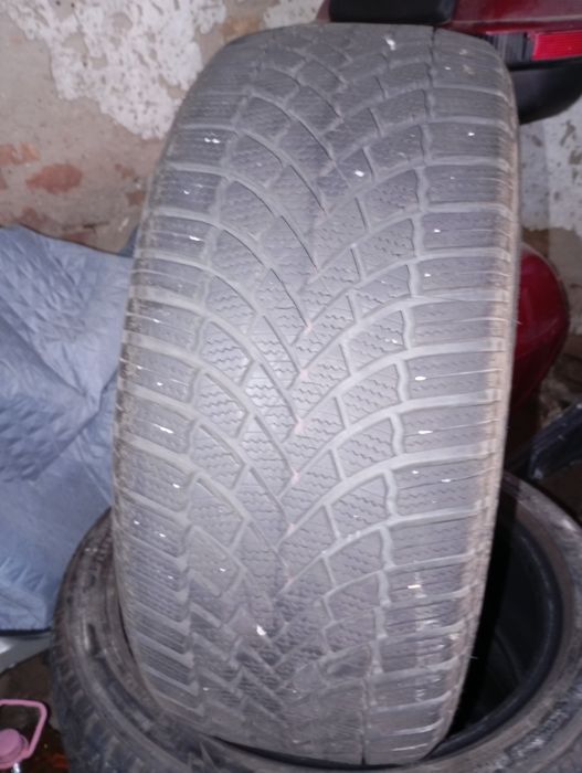 Cauciucuri de vânzare