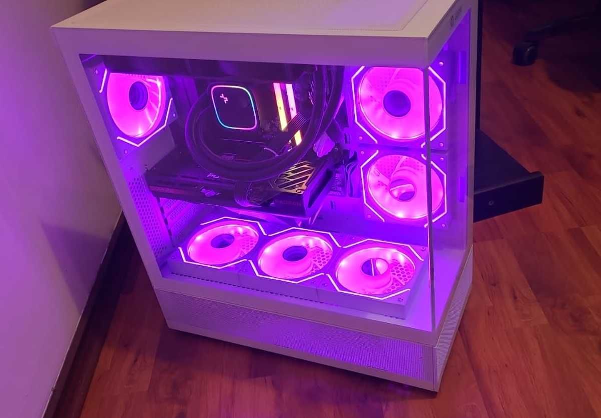 Calculator Gaming ryzen 7 7800x3d , rtx 5070ti , 32 gb ddr5 6000, nou