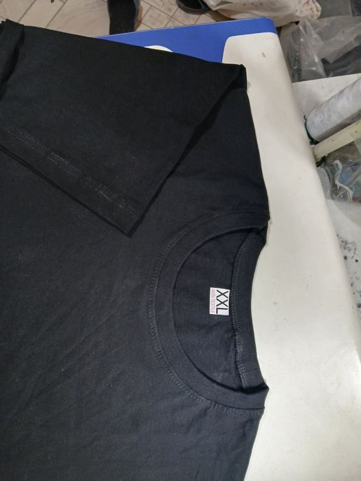 Футболка бор 2-сорт 600 та атрофида 6000 минг дан хаммасини олганга