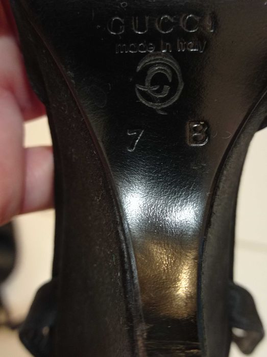 Уникални обувки GUCCI