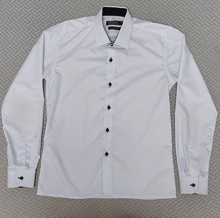 Рубашка белая на мальчика 8-10 лет