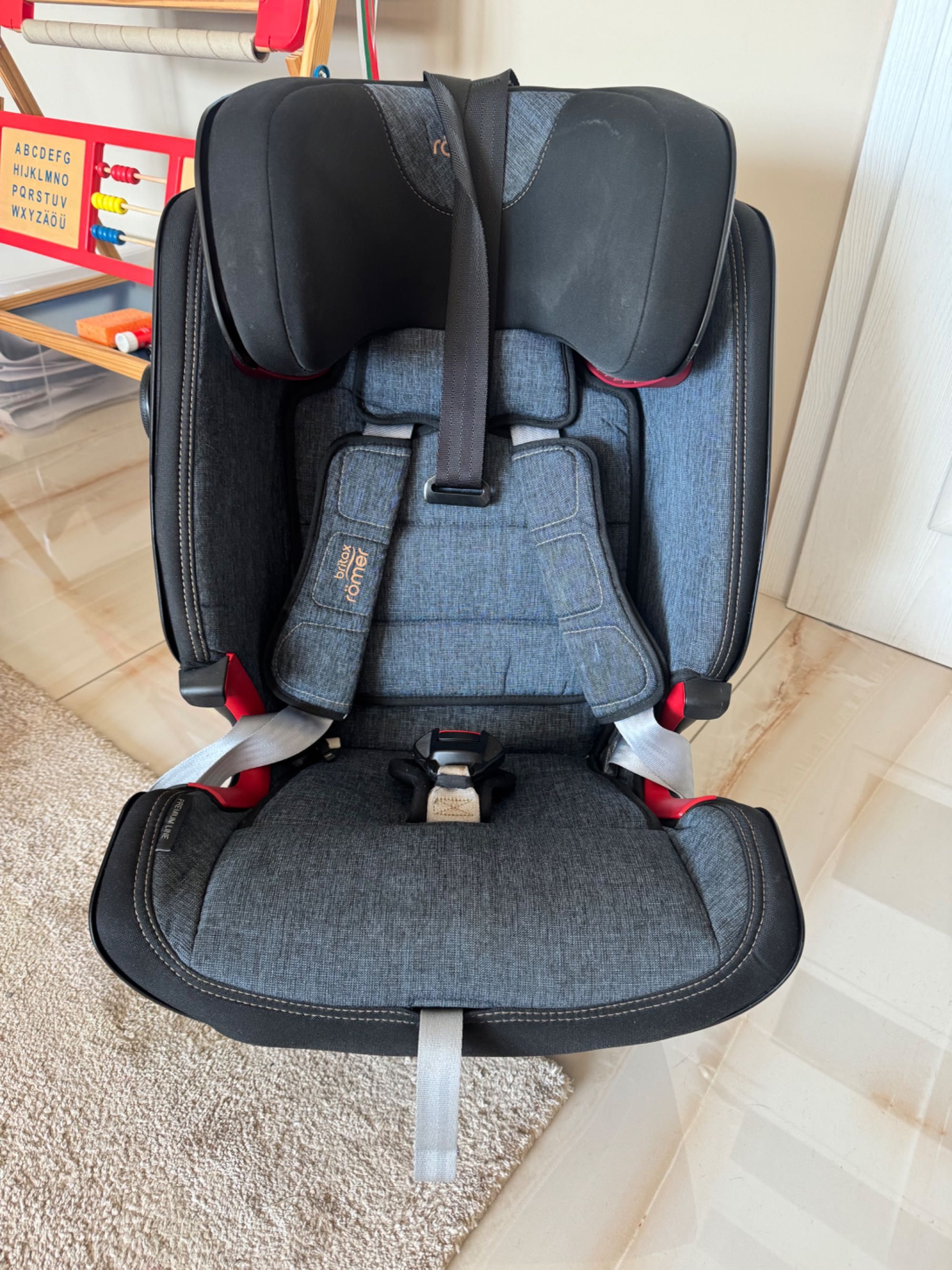 Детско столче за кола BRITAX ROMER PREMIUM LINE